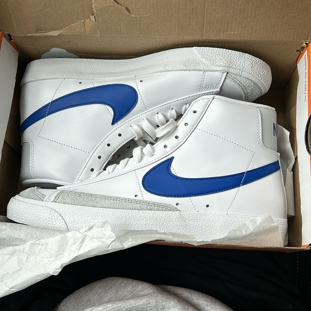 NEW Blazer Mid’s 77 Vintage